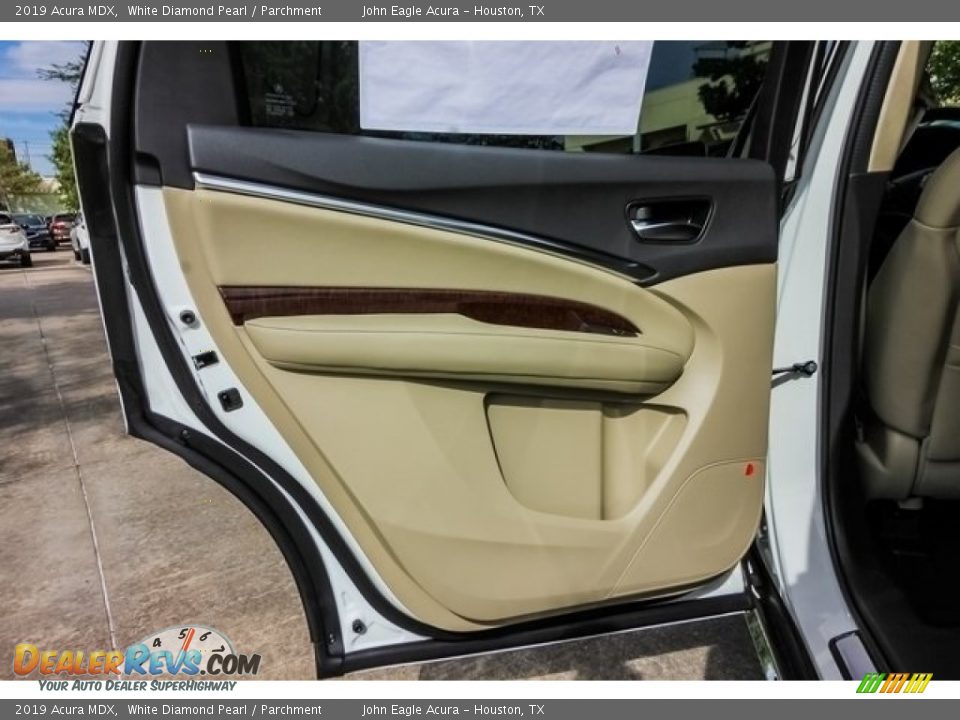 2019 Acura MDX White Diamond Pearl / Parchment Photo #18