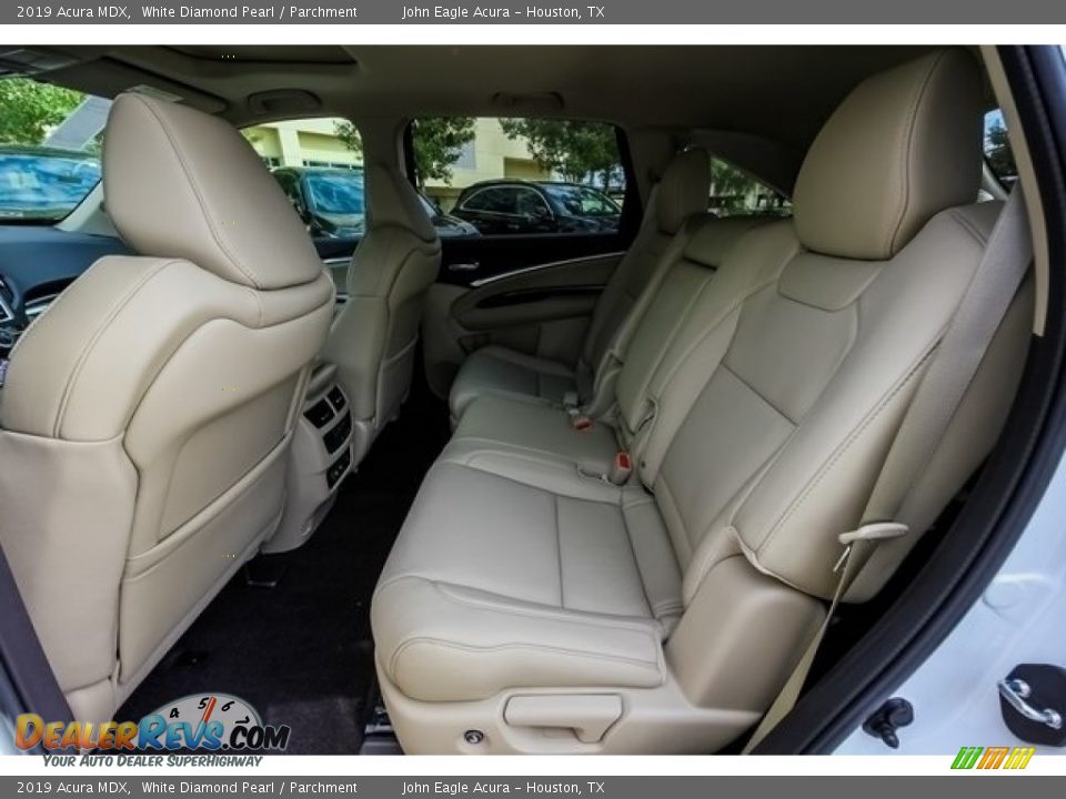 2019 Acura MDX White Diamond Pearl / Parchment Photo #19