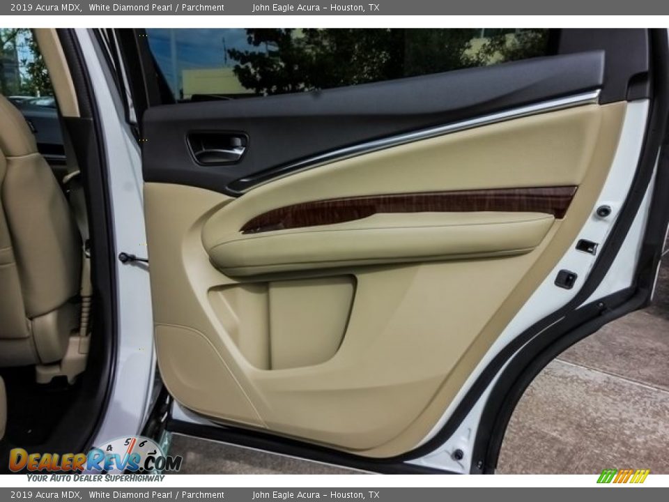 2019 Acura MDX White Diamond Pearl / Parchment Photo #23