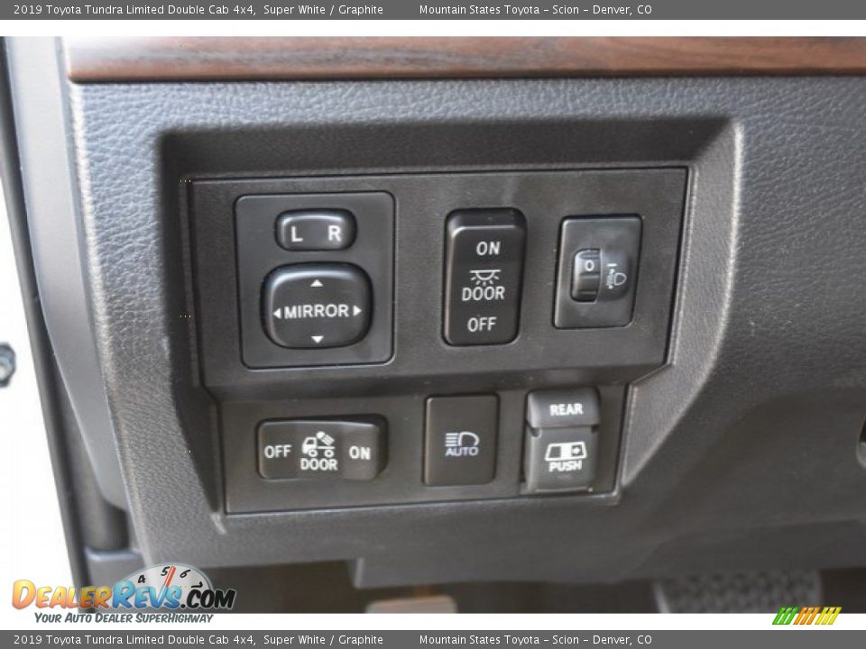 2019 Toyota Tundra Limited Double Cab 4x4 Super White / Graphite Photo #24