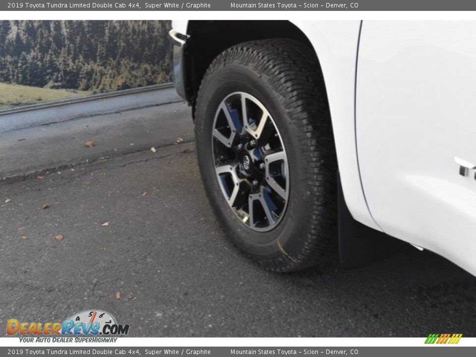 2019 Toyota Tundra Limited Double Cab 4x4 Super White / Graphite Photo #32