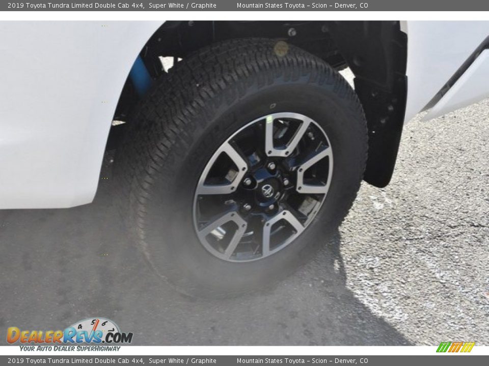 2019 Toyota Tundra Limited Double Cab 4x4 Super White / Graphite Photo #33