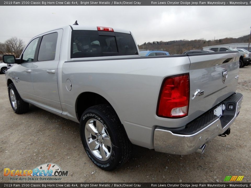 2019 Ram 1500 Classic Big Horn Crew Cab 4x4 Bright Silver Metallic / Black/Diesel Gray Photo #3