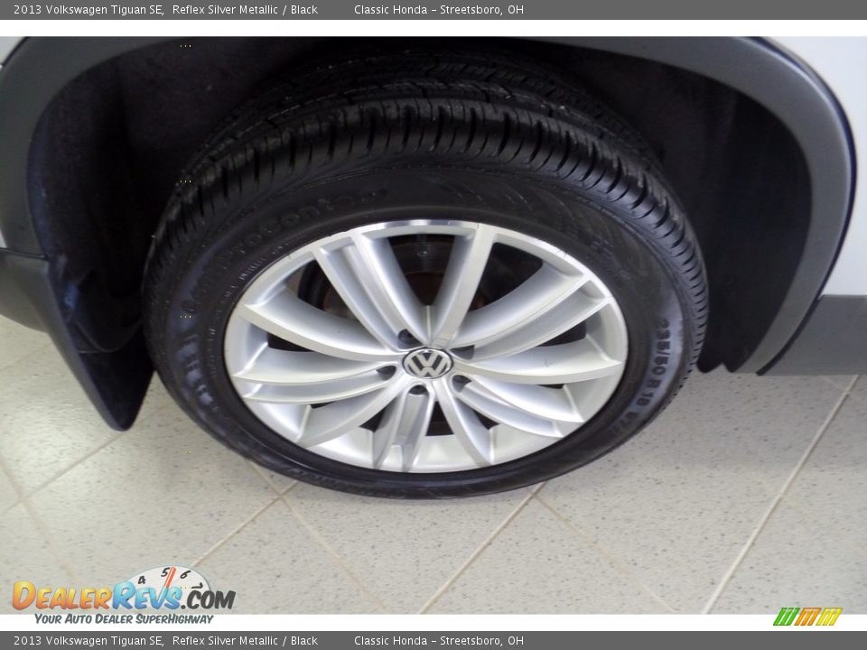 2013 Volkswagen Tiguan SE Reflex Silver Metallic / Black Photo #6