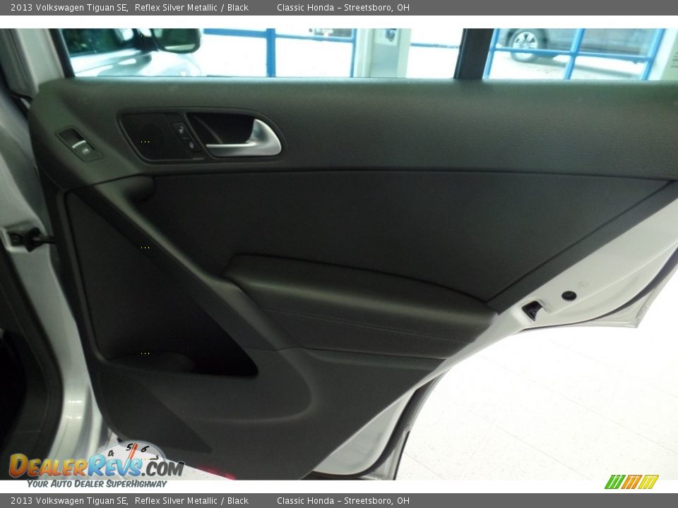 2013 Volkswagen Tiguan SE Reflex Silver Metallic / Black Photo #18