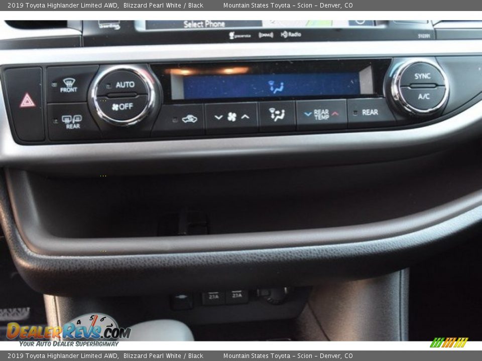 2019 Toyota Highlander Limited AWD Blizzard Pearl White / Black Photo #33