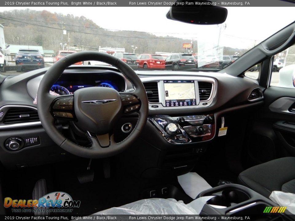 2019 Chrysler Pacifica Touring Plus Bright White / Black/Black Photo #14