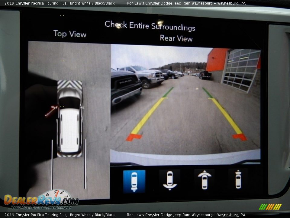 2019 Chrysler Pacifica Touring Plus Bright White / Black/Black Photo #19
