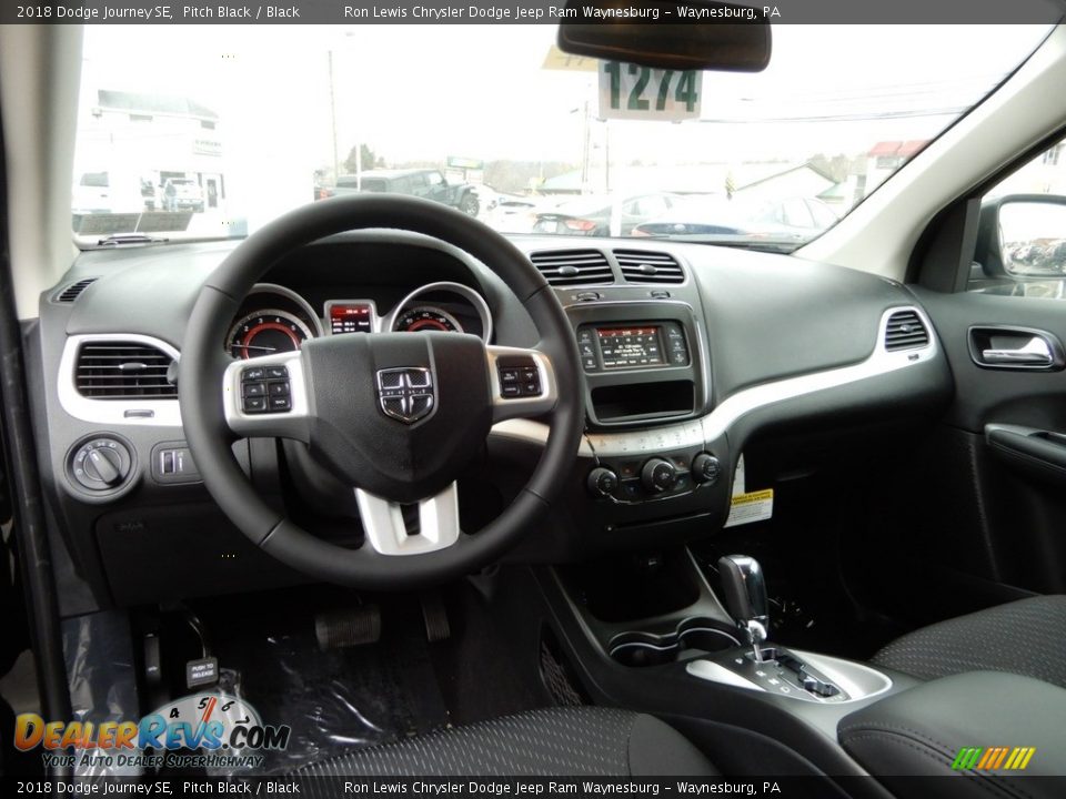 2018 Dodge Journey SE Pitch Black / Black Photo #14