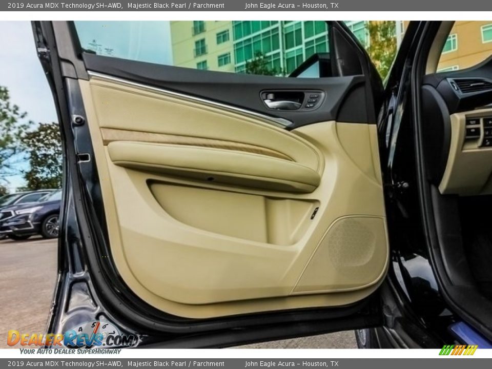 Door Panel of 2019 Acura MDX Technology SH-AWD Photo #15