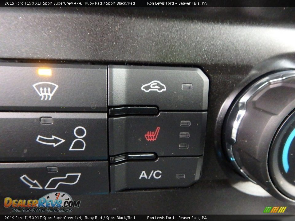 Controls of 2019 Ford F150 XLT Sport SuperCrew 4x4 Photo #19