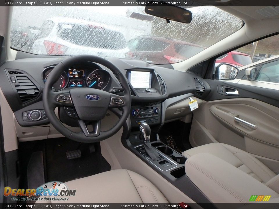 Medium Light Stone Interior - 2019 Ford Escape SEL 4WD Photo #8