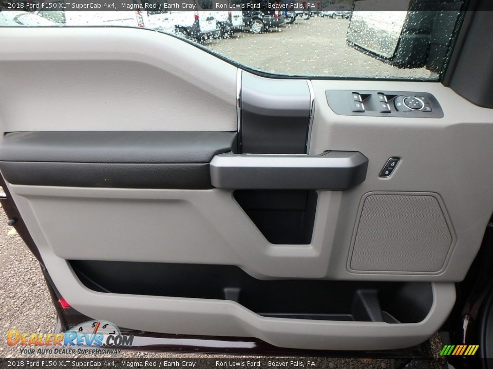 Door Panel of 2018 Ford F150 XLT SuperCab 4x4 Photo #14