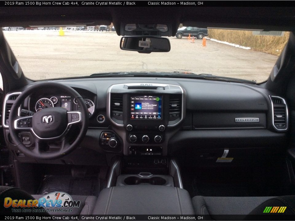 2019 Ram 1500 Big Horn Crew Cab 4x4 Granite Crystal Metallic / Black Photo #11