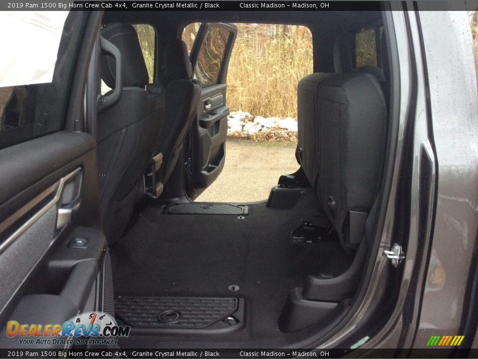 2019 Ram 1500 Big Horn Crew Cab 4x4 Granite Crystal Metallic / Black Photo #16