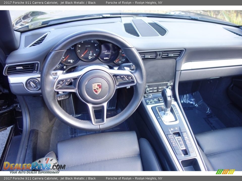 Dashboard of 2017 Porsche 911 Carrera Cabriolet Photo #17