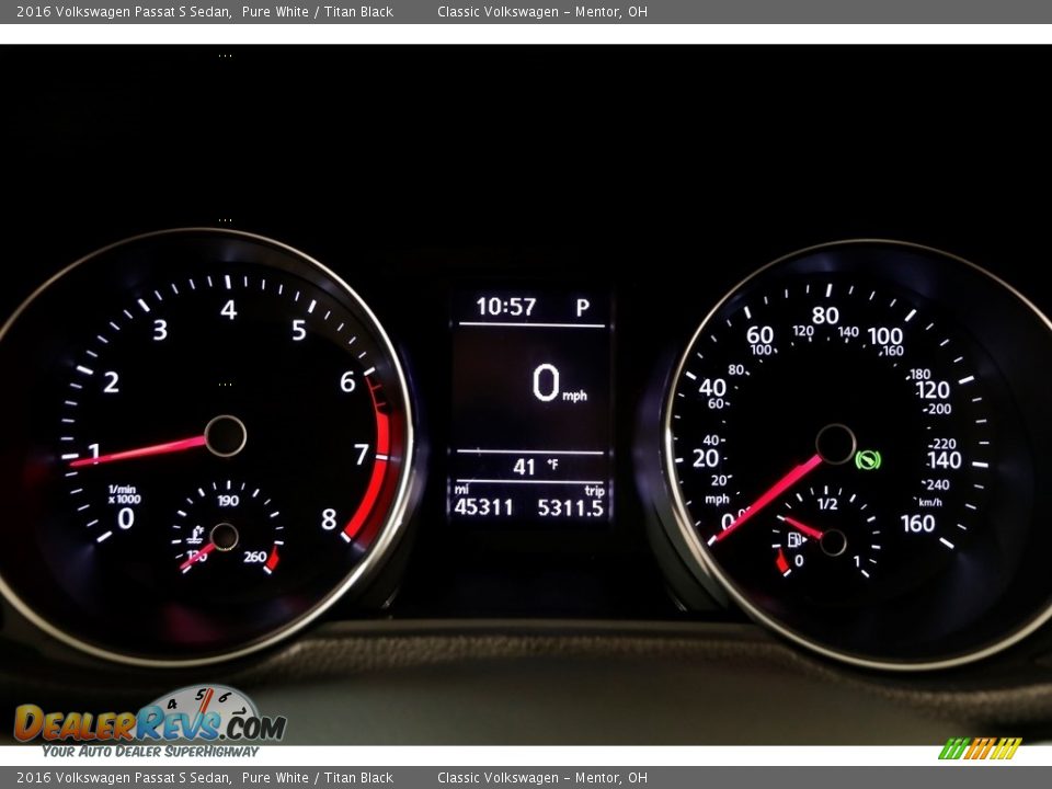 2016 Volkswagen Passat S Sedan Pure White / Titan Black Photo #8
