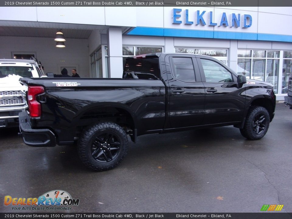 2019 Chevrolet Silverado 1500 Custom Z71 Trail Boss Double Cab 4WD Black / Jet Black Photo #11