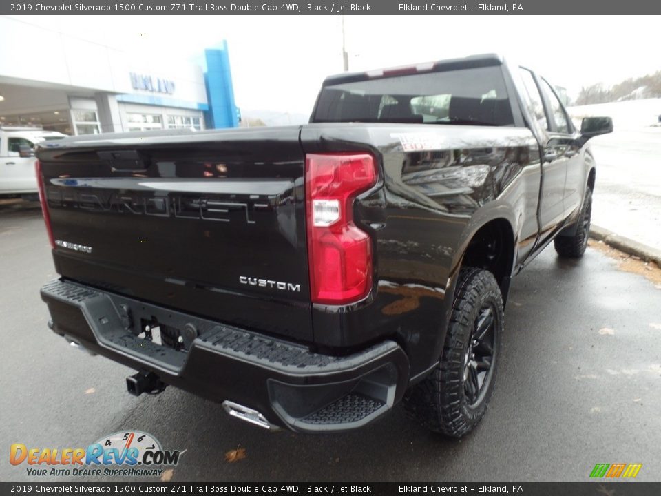 2019 Chevrolet Silverado 1500 Custom Z71 Trail Boss Double Cab 4WD Black / Jet Black Photo #18