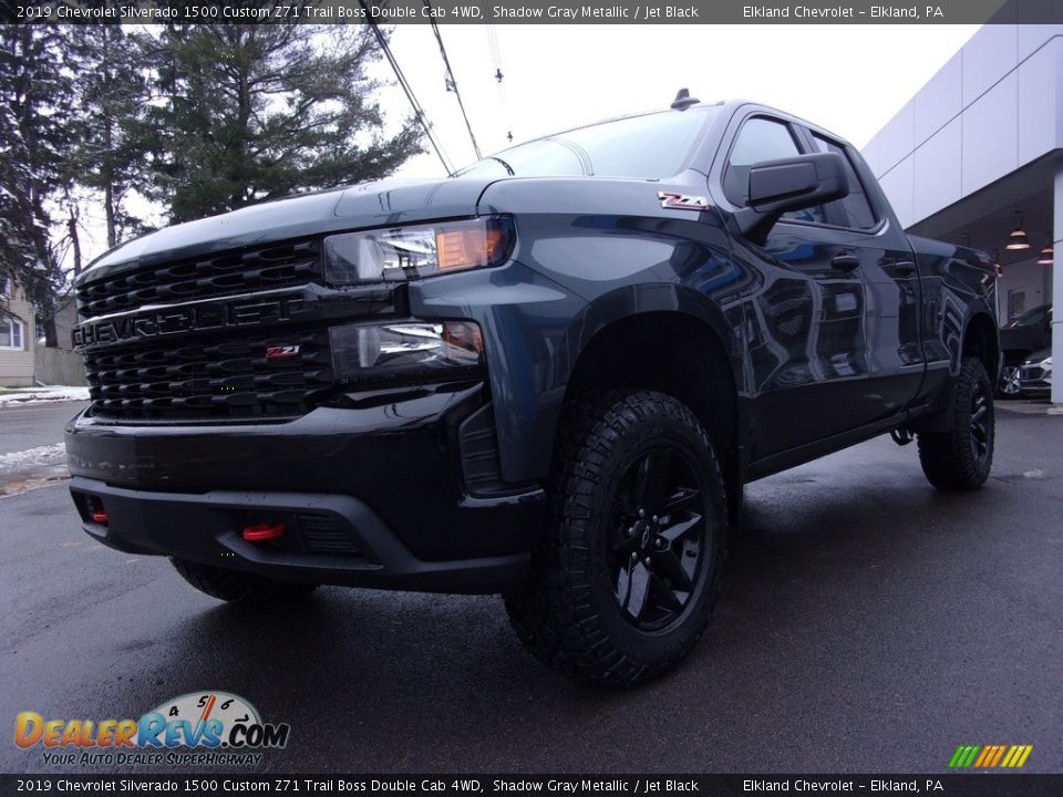 2019 Chevrolet Silverado 1500 Custom Z71 Trail Boss Double Cab 4WD Shadow Gray Metallic / Jet Black Photo #4