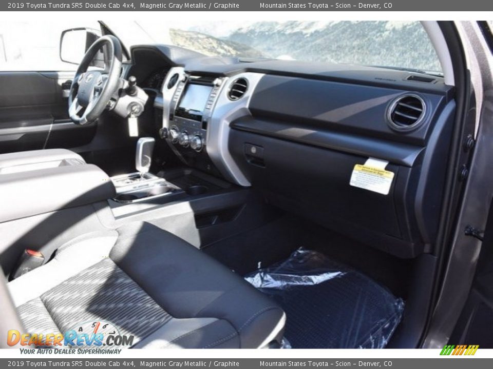 2019 Toyota Tundra SR5 Double Cab 4x4 Magnetic Gray Metallic / Graphite Photo #10
