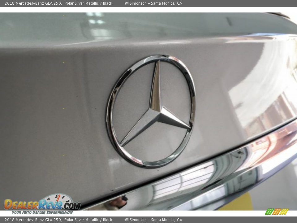 2018 Mercedes-Benz GLA 250 Polar Silver Metallic / Black Photo #28