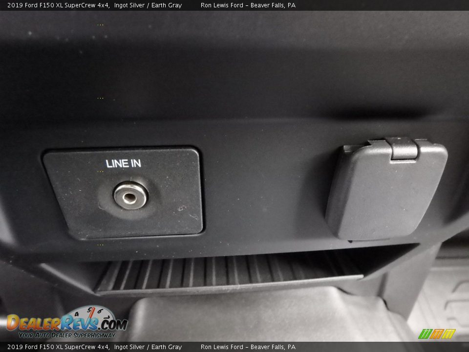2019 Ford F150 XL SuperCrew 4x4 Ingot Silver / Earth Gray Photo #18
