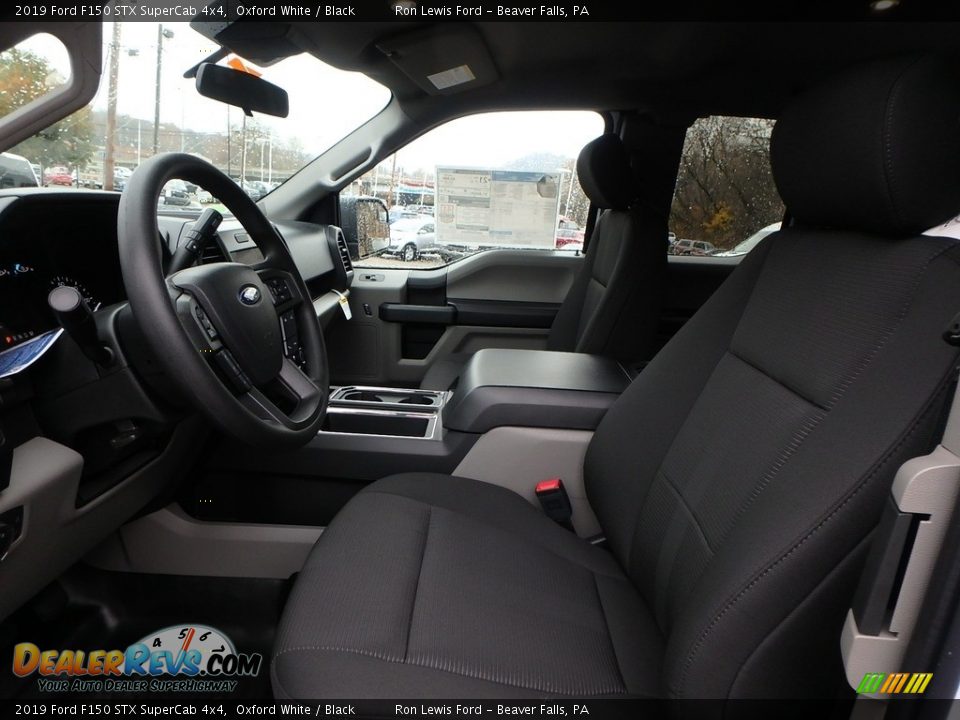 Front Seat of 2019 Ford F150 STX SuperCab 4x4 Photo #10