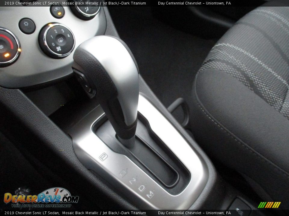 2019 Chevrolet Sonic LT Sedan Mosaic Black Metallic / Jet Black/­Dark Titanium Photo #11