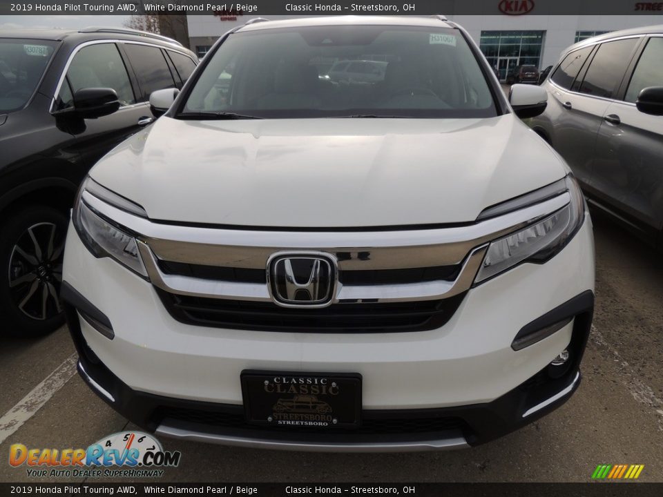 2019 Honda Pilot Touring AWD White Diamond Pearl / Beige Photo #2