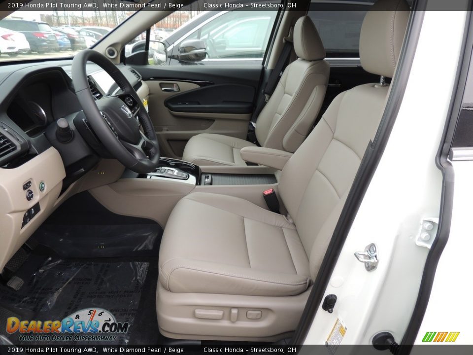 2019 Honda Pilot Touring AWD White Diamond Pearl / Beige Photo #11
