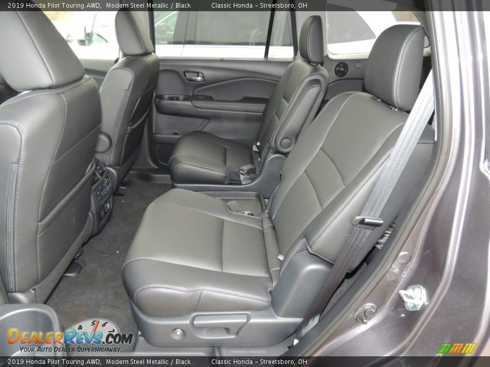 2019 Honda Pilot Touring AWD Modern Steel Metallic / Black Photo #12
