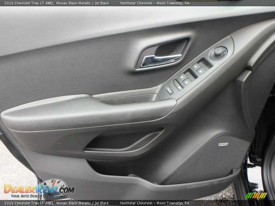 2019 Chevrolet Trax LT AWD Mosaic Black Metallic / Jet Black Photo #14
