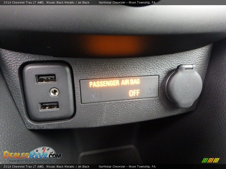 2019 Chevrolet Trax LT AWD Mosaic Black Metallic / Jet Black Photo #20
