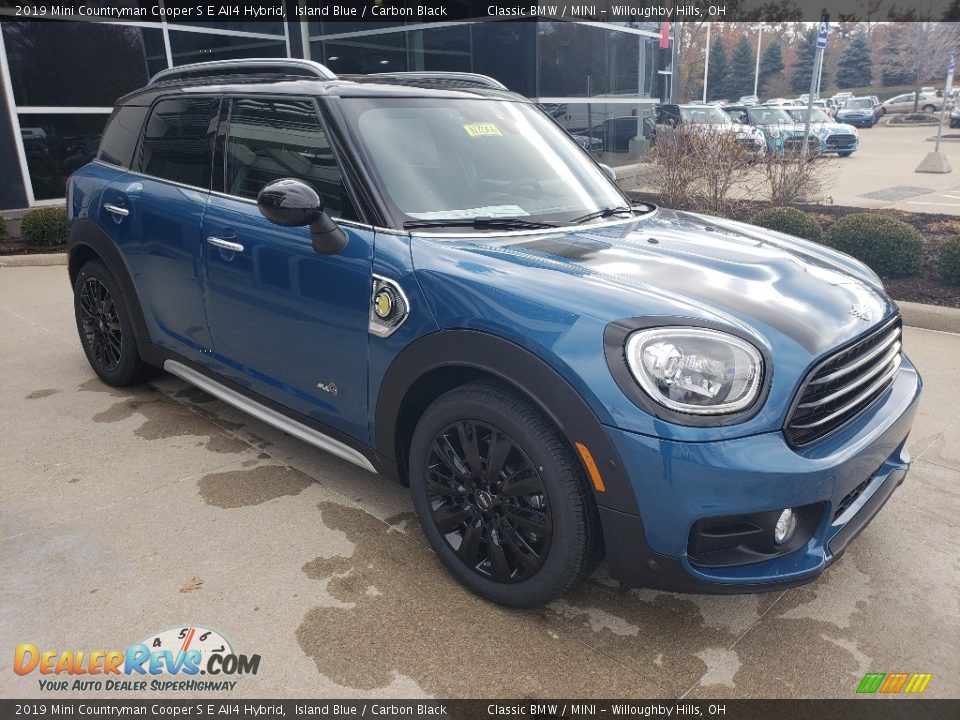 Front 3/4 View of 2019 Mini Countryman Cooper S E All4 Hybrid Photo #1