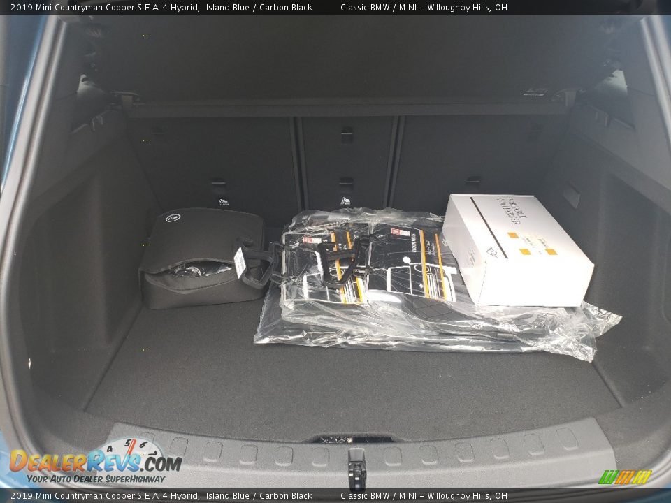 2019 Mini Countryman Cooper S E All4 Hybrid Trunk Photo #6