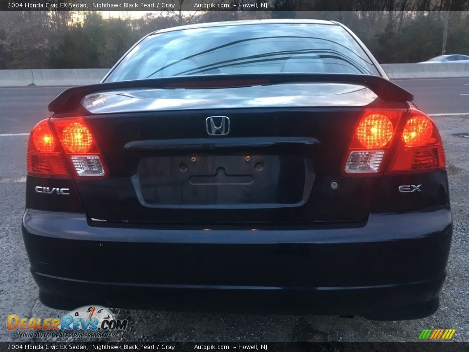 2004 Honda Civic EX Sedan Nighthawk Black Pearl / Gray Photo #4