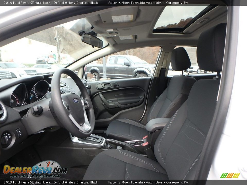 Front Seat of 2019 Ford Fiesta SE Hatchback Photo #8