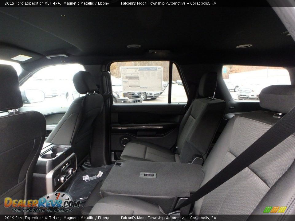 Rear Seat of 2019 Ford Expedition XLT 4x4 Photo #9