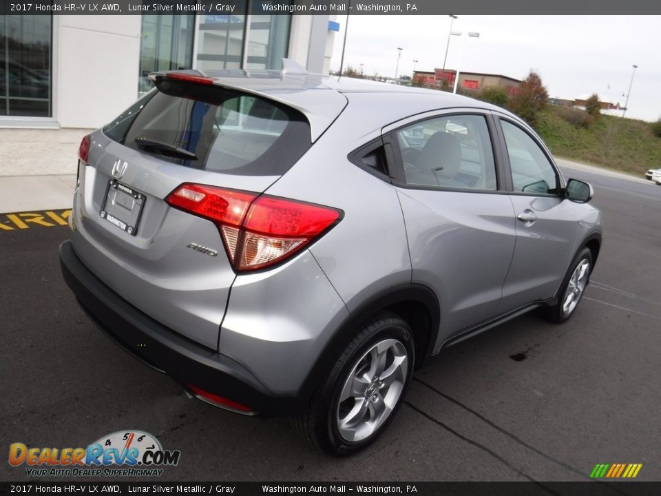 2017 Honda HR-V LX AWD Lunar Silver Metallic / Gray Photo #9