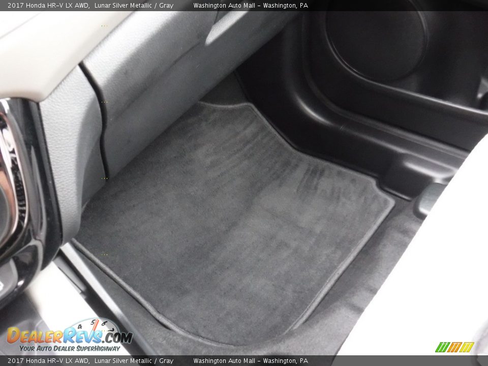 2017 Honda HR-V LX AWD Lunar Silver Metallic / Gray Photo #22