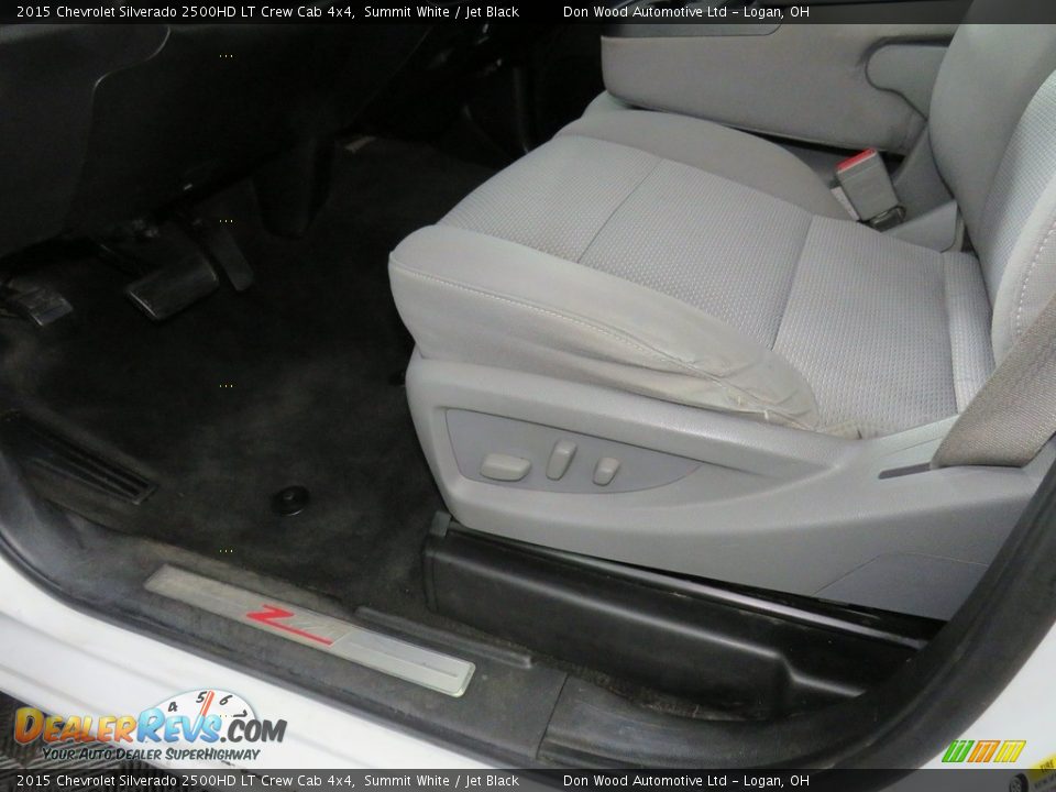 2015 Chevrolet Silverado 2500HD LT Crew Cab 4x4 Summit White / Jet Black Photo #18