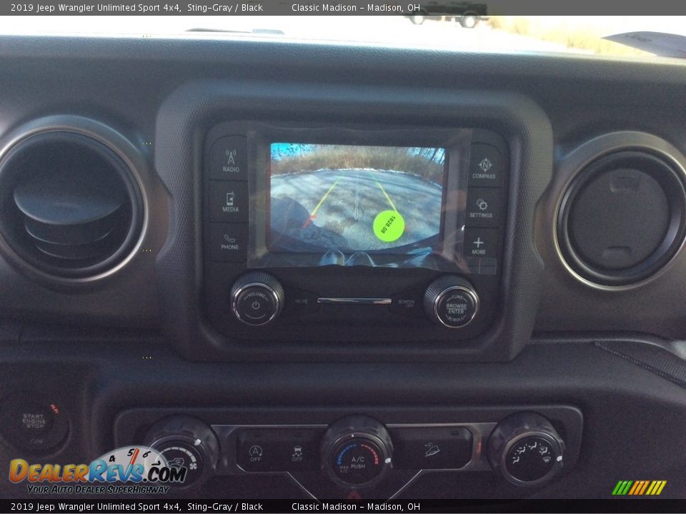 2019 Jeep Wrangler Unlimited Sport 4x4 Sting-Gray / Black Photo #14