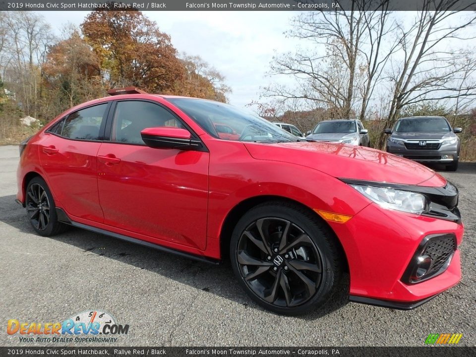 Front 3/4 View of 2019 Honda Civic Sport Hatchback Photo #3