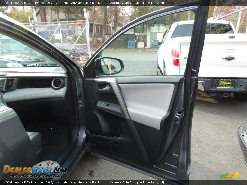 2014 Toyota RAV4 Limited AWD Magnetic Gray Metallic / Black Photo #32