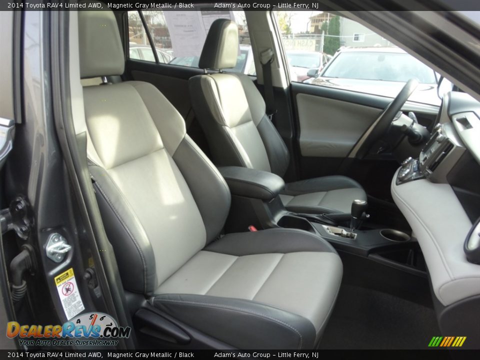 2014 Toyota RAV4 Limited AWD Magnetic Gray Metallic / Black Photo #33