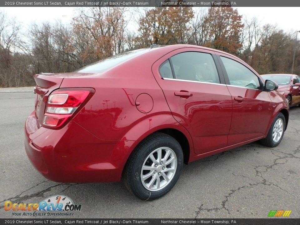 2019 Chevrolet Sonic LT Sedan Cajun Red Tintcoat / Jet Black/­Dark Titanium Photo #5