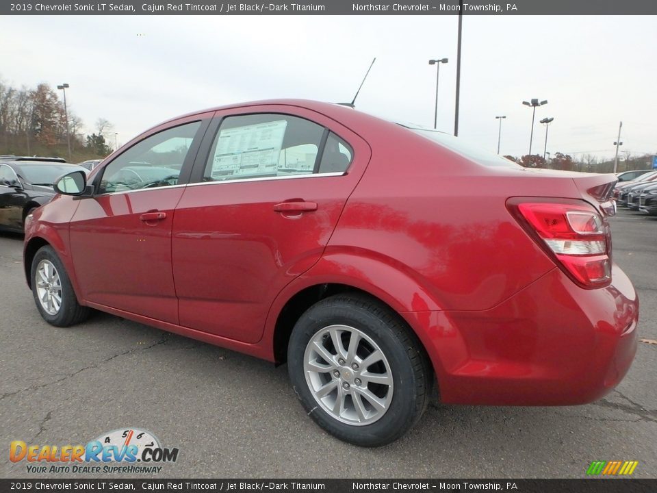 2019 Chevrolet Sonic LT Sedan Cajun Red Tintcoat / Jet Black/­Dark Titanium Photo #7