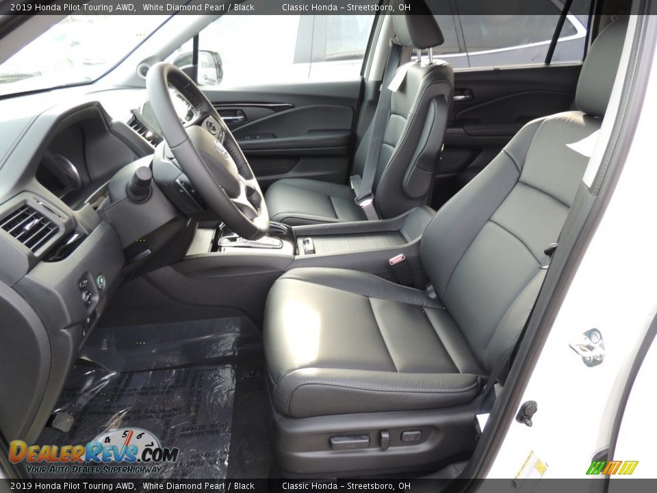 2019 Honda Pilot Touring AWD White Diamond Pearl / Black Photo #11