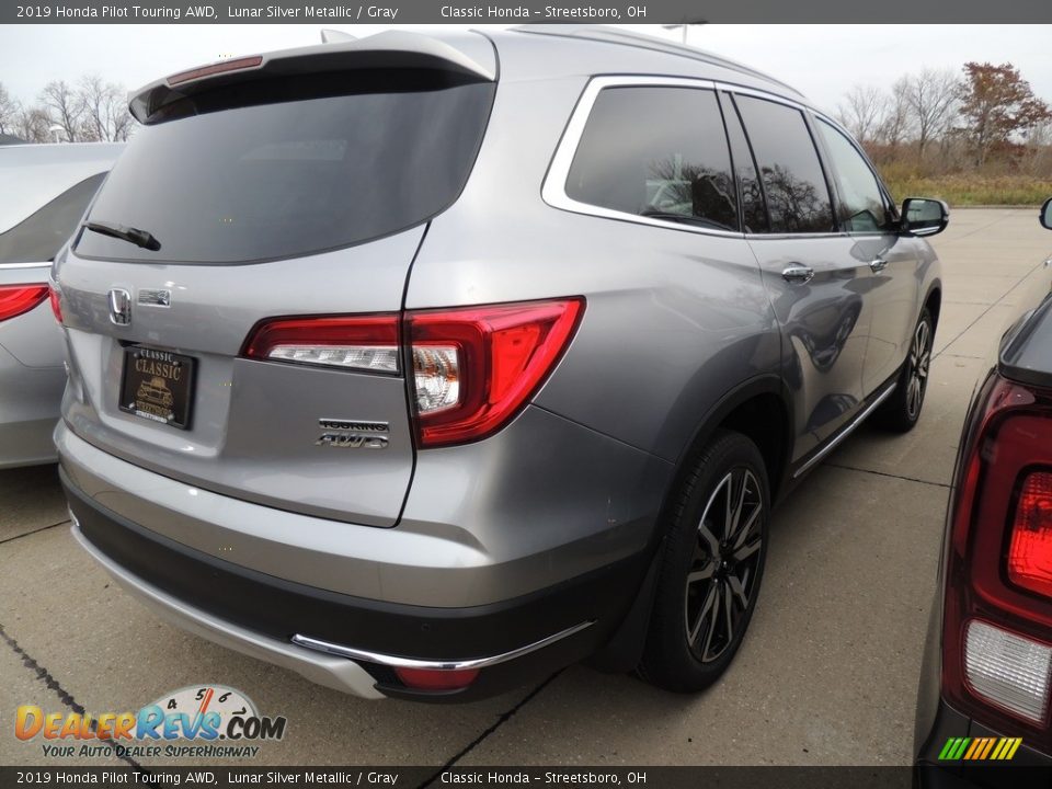 2019 Honda Pilot Touring AWD Lunar Silver Metallic / Gray Photo #4
